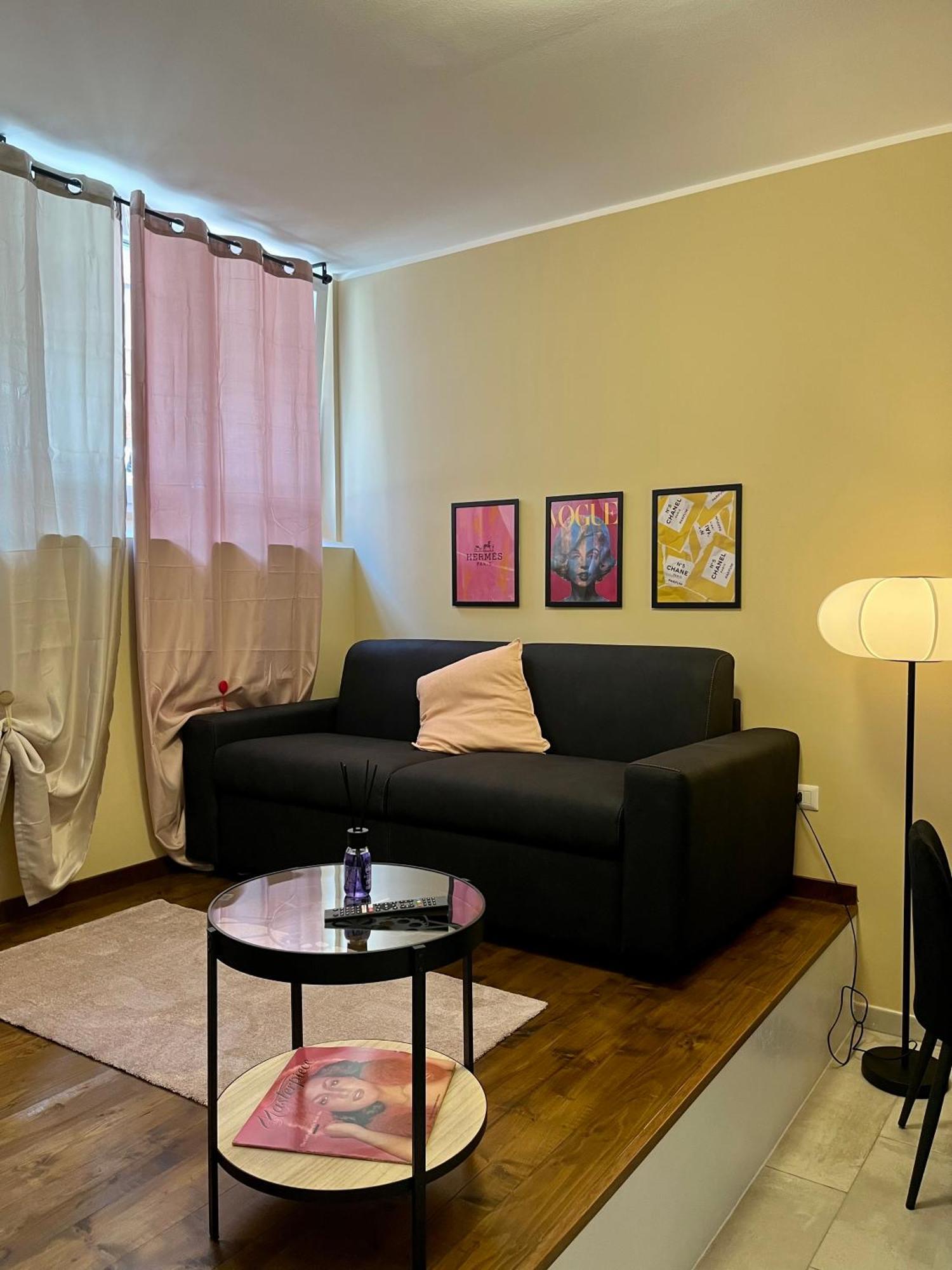 Dimora Chic - A 5 Fermate Dal Duomo Villa Milano Ngoại thất bức ảnh