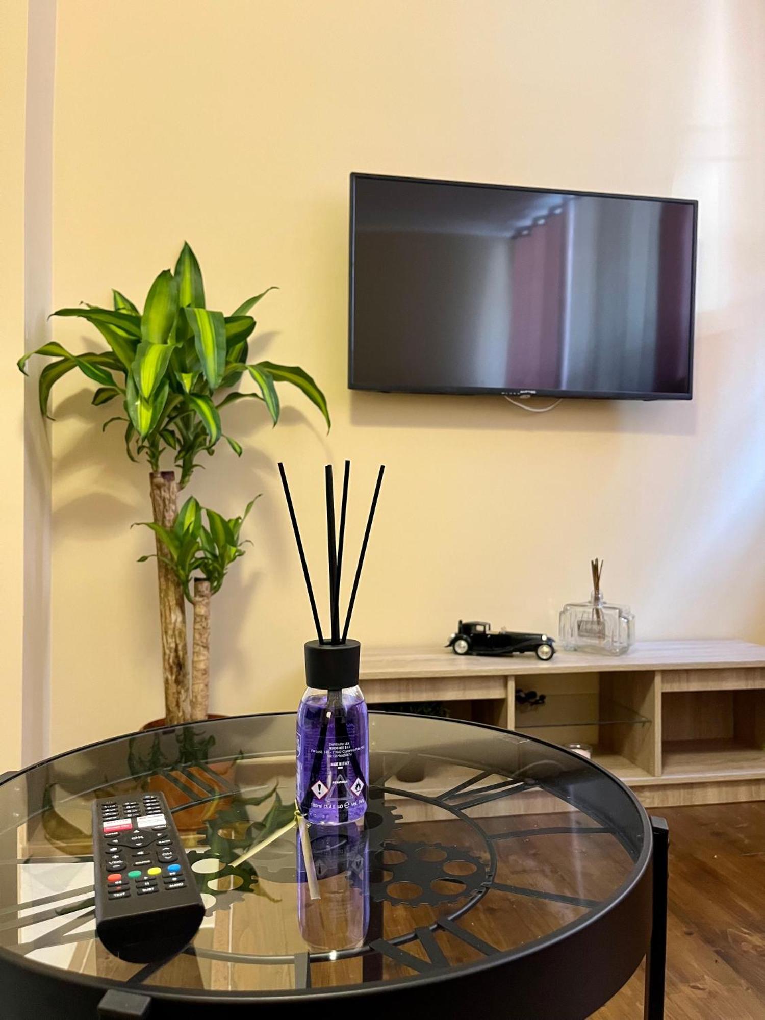 Dimora Chic - A 5 Fermate Dal Duomo Villa Milano Ngoại thất bức ảnh